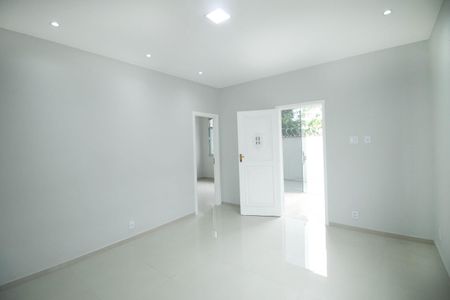 Sala de casa para alugar com 3 quartos, 129m² em Vila da Penha, Rio de Janeiro