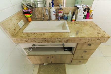 Apartamento para alugar com 600m², 4 quartos e 6 vagas Apartamento para alugar com 600m², 4 quartos e 6 vagasBanheiro da Suíte 2