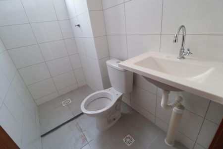 Apartamento para alugar com 50m², 2 quartos e 1 vagaBanheiro do Quarto 2