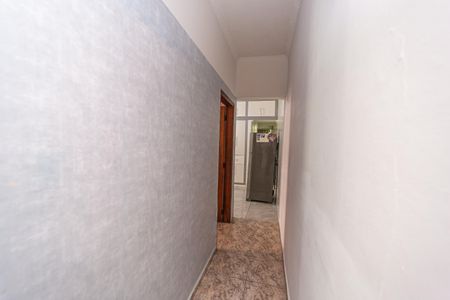 Casa à venda com 200m², 3 quartos e 6 vagasCorredor