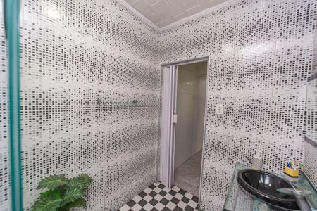 Casa à venda com 200m², 3 quartos e 6 vagasBanheiro