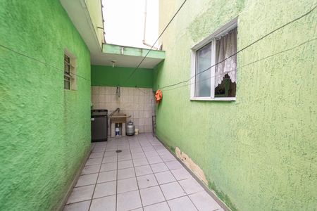 Casa à venda com 200m², 3 quartos e 6 vagas Casa à venda com 200m², 3 quartos e 6 vagasÁrea de Serviço