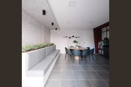 Apartamento à venda com 42m², 2 quartos e 1 vaga Apartamento à venda com 42m², 2 quartos e 1 vagaÁrea comum - Salão de festas
