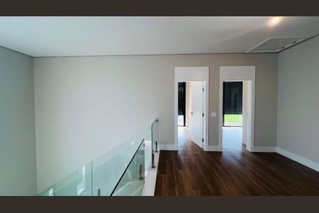 Casa de condomínio à venda com 386m², 4 quartos e 4 vagas Casa de condomínio à venda com 386m², 4 quartos e 4 vagasFoto 09