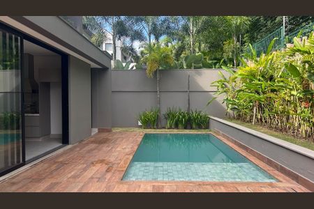 Casa de condomínio à venda com 386m², 4 quartos e 4 vagas Casa de condomínio à venda com 386m², 4 quartos e 4 vagasFoto 03