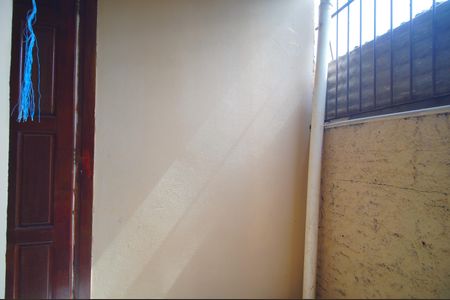 Casa para alugar com 70m², 2 quartos e 1 vagaÁrea de Serviço