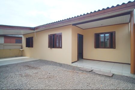 Casa para alugar com 70m², 2 quartos e 1 vagaÁrea externa