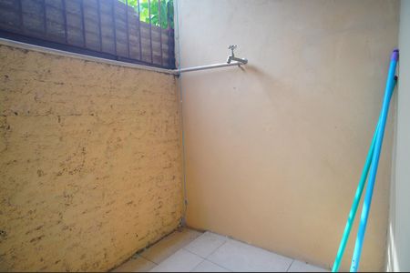 Casa para alugar com 70m², 2 quartos e 1 vagaÁrea de Serviço