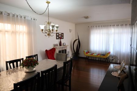 Casa à venda com 3 quartos, 330m² em Interlagos, São Paulo