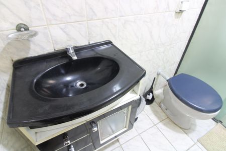 Casa para alugar com 168m², 5 quartos e 2 vagasBanheiro Social