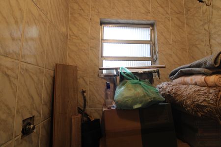 Casa para alugar com 168m², 5 quartos e 2 vagasBanheiro externo