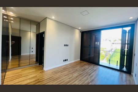 Casa de condomínio à venda com 350m², 4 quartos e 4 vagas Casa de condomínio à venda com 350m², 4 quartos e 4 vagasFoto 33