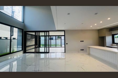 Casa de condomínio à venda com 350m², 4 quartos e 4 vagas Casa de condomínio à venda com 350m², 4 quartos e 4 vagasFoto 08