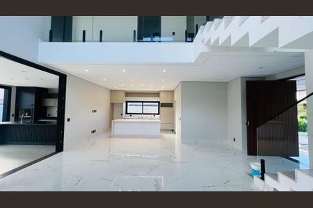 Casa de condomínio à venda com 350m², 4 quartos e 4 vagas Casa de condomínio à venda com 350m², 4 quartos e 4 vagasFoto 06