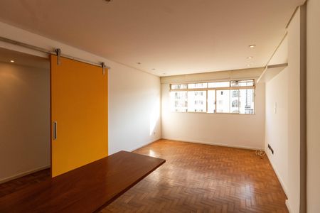 Apartamento para alugar com 79m², 2 quartos e 1 vaga Apartamento para alugar com 79m², 2 quartos e 1 vagaSala