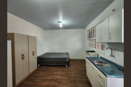 Cozinha e quarto de kitnet/studio para alugar com 1 quarto, 18m² em Jardim Cidade de Florianopolis, São José