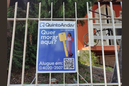 Plaquinha  de kitnet/studio para alugar com 1 quarto, 18m² em Jardim Cidade de Florianopolis, São José