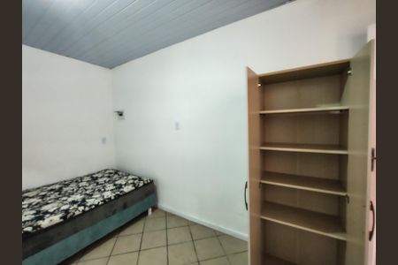 Armário  de kitnet/studio para alugar com 1 quarto, 18m² em Jardim Cidade de Florianopolis, São José