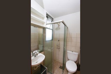 Banheiro Social de apartamento para alugar com 2 quartos, 76m² em Estoril, Belo Horizonte