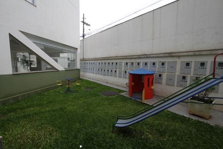 Apartamento para alugar com 76m², 2 quartos e 2 vagasÁrea comum - Playground