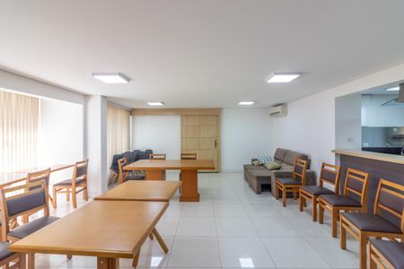 Apartamento para alugar com 88m², 2 quartos e 1 vagaÁrea comum - Salão de festas