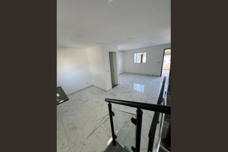 Casa à venda com 2 quartos, 110m² em Vila Nhocuné, São Paulo