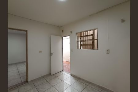 Casa para alugar com 70m², 1 quarto e 1 vaga