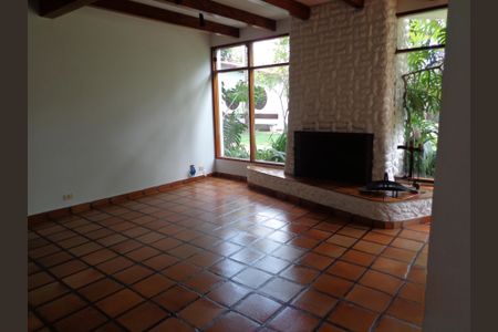 Casa à venda com 3 quartos, 840m² em Interlagos, São Paulo