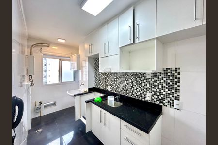 Apartamento à venda com 49m², 2 quartos e 1 vaga Apartamento à venda com 49m², 2 quartos e 1 vagaCozinha