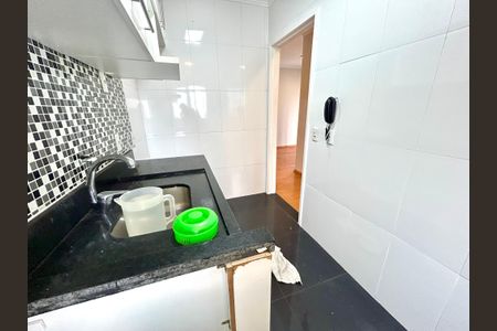 Apartamento à venda com 49m², 2 quartos e 1 vaga Apartamento à venda com 49m², 2 quartos e 1 vagaCozinha