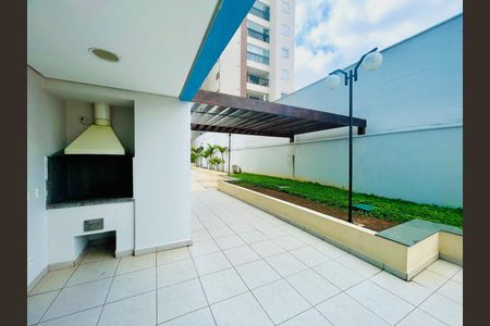 Apartamento à venda com 49m², 2 quartos e 1 vaga Apartamento à venda com 49m², 2 quartos e 1 vagaÁrea comum - Churrasqueira