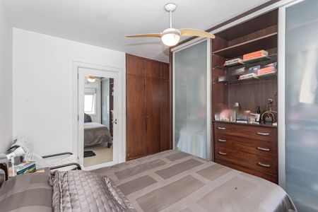 Casa à venda com 3 quartos, 158m² em Jardim Prudência, São Paulo