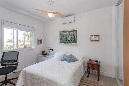 Casa à venda com 3 quartos, 158m² em Jardim Prudência, São Paulo