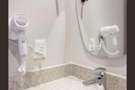 Apartamento à venda com 25m², 1 quarto e sem vaga Apartamento à venda com 25m², 1 quarto e sem vagaBanheiro