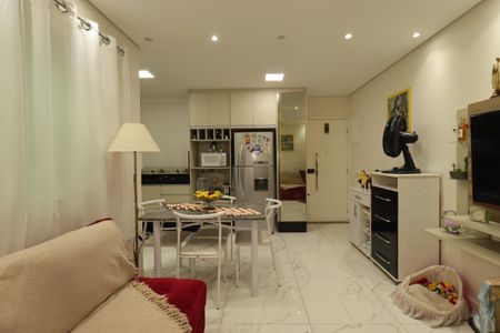 Sala de apartamento para alugar com 2 quartos, 52m² em Vila Camilópolis, Santo André