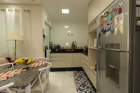 Apartamento à venda com 52m², 2 quartos e 1 vagaCozinha