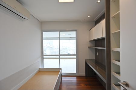 Apartamento à venda com 115m², 3 quartos e 2 vagasQuarto 3