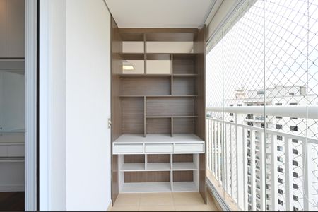 Apartamento à venda com 115m², 3 quartos e 2 vagasVaranda da Suíte