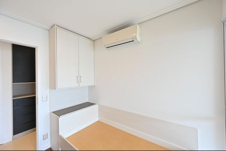 Apartamento à venda com 115m², 3 quartos e 2 vagasQuarto 3