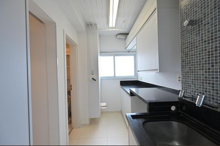 Apartamento à venda com 115m², 3 quartos e 2 vagasLavanderia