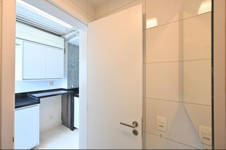 Apartamento à venda com 115m², 3 quartos e 2 vagasBanheiro de Serviço