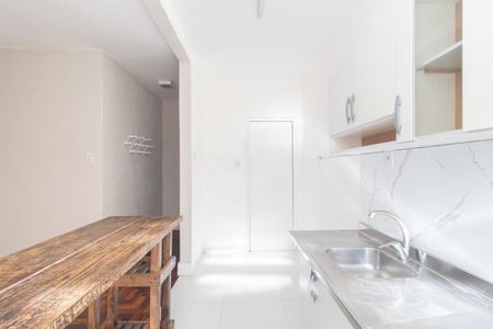 Cozinha  de apartamento para alugar com 2 quartos, 65m² em Menino Deus, Porto Alegre