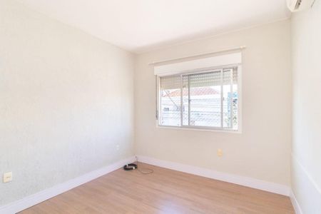 Quarto 2 de apartamento para alugar com 2 quartos, 65m² em Menino Deus, Porto Alegre