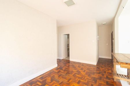 Sala  de apartamento para alugar com 2 quartos, 65m² em Menino Deus, Porto Alegre