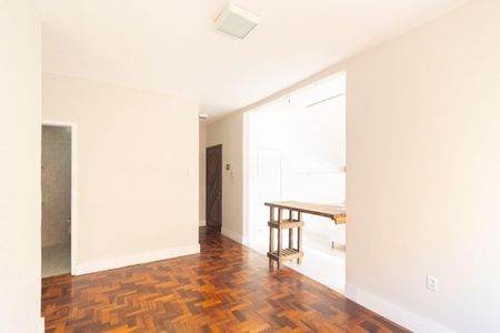 Sala  de apartamento para alugar com 2 quartos, 65m² em Menino Deus, Porto Alegre
