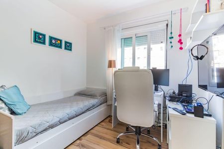 Quarto 1 de apartamento para alugar com 3 quartos, 106m² em Passo d’Areia, Porto Alegre