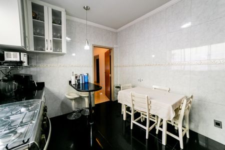 Casa à venda com 300m², 2 quartos e 5 vagasCozinha