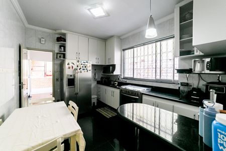 Casa à venda com 300m², 2 quartos e 5 vagasCozinha