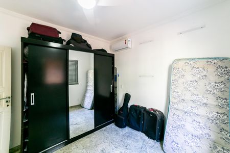 Casa à venda com 300m², 2 quartos e 5 vagasQuarto de Serviço