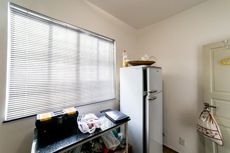 Casa à venda com 300m², 2 quartos e 5 vagasQuarto 2